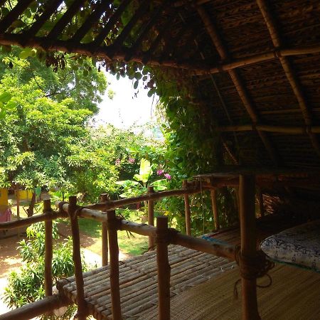 Dharmakanni Tropical Huts Ауровиль Экстерьер фото