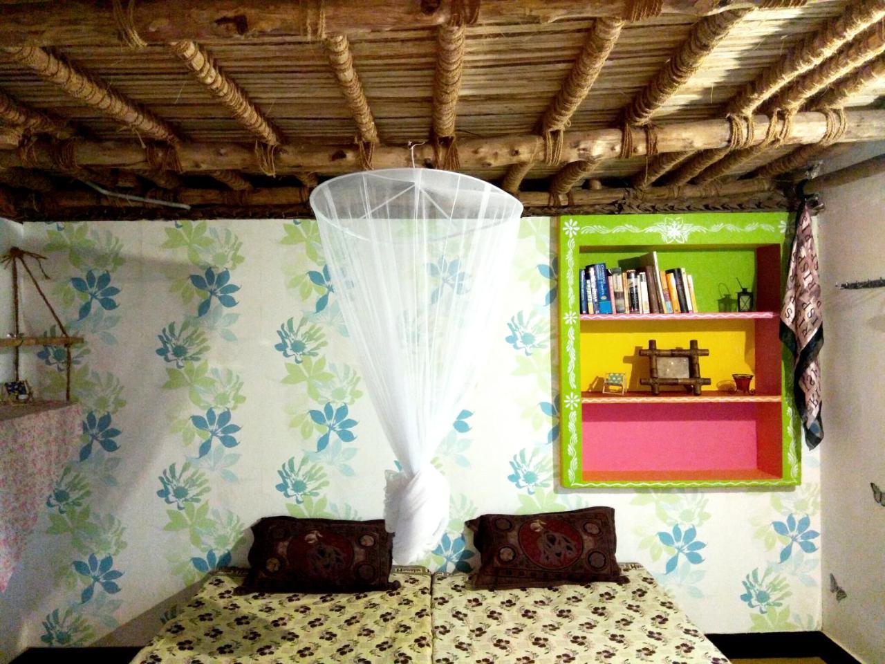 Dharmakanni Tropical Huts Ауровиль Экстерьер фото