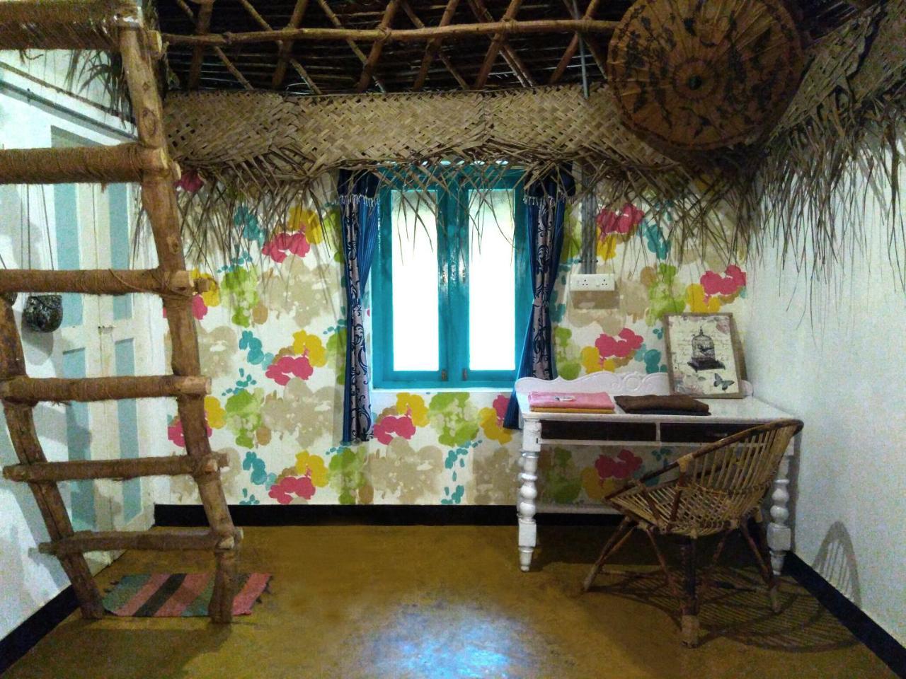 Dharmakanni Tropical Huts Ауровиль Экстерьер фото