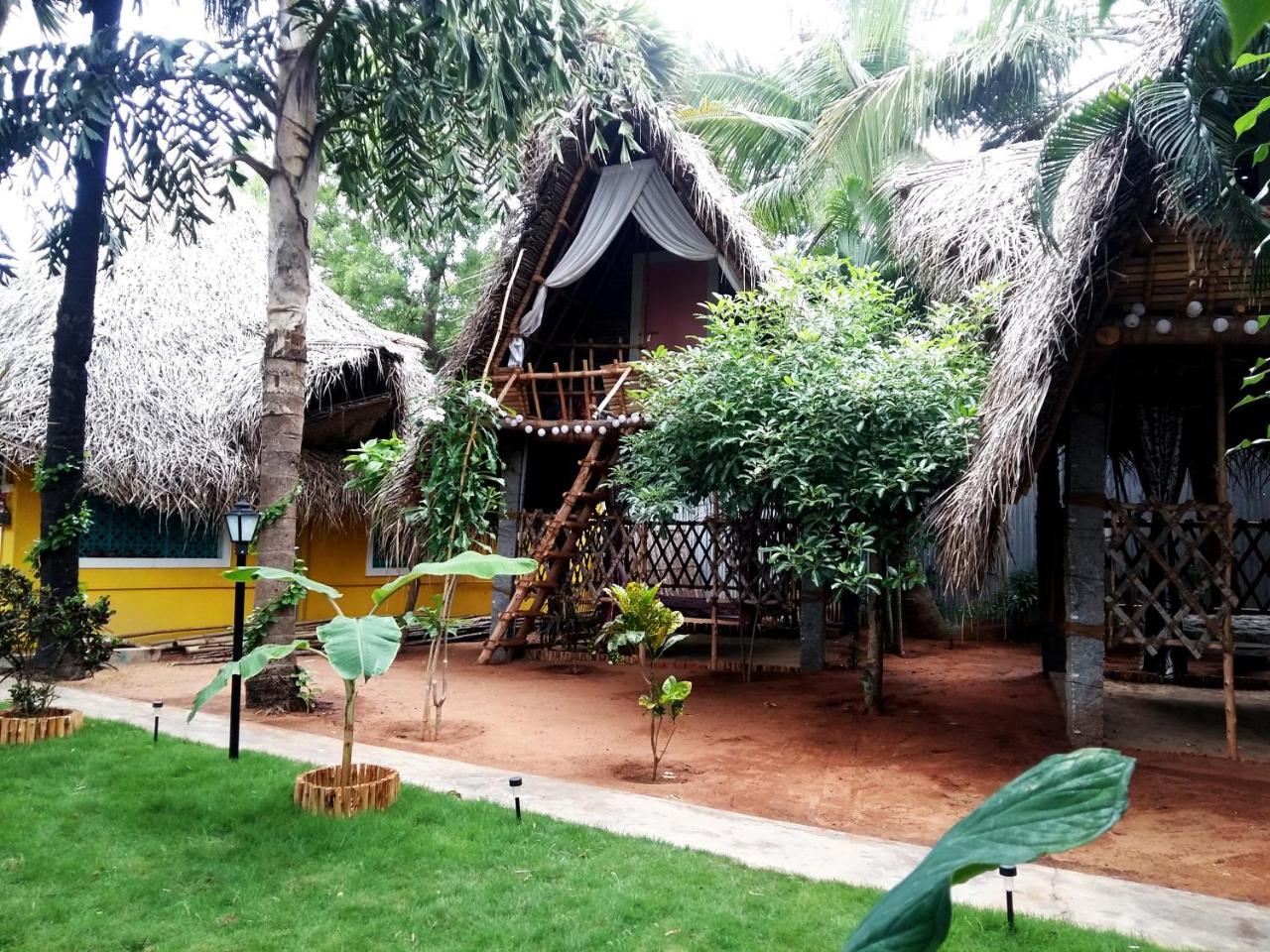 Dharmakanni Tropical Huts Ауровиль Экстерьер фото